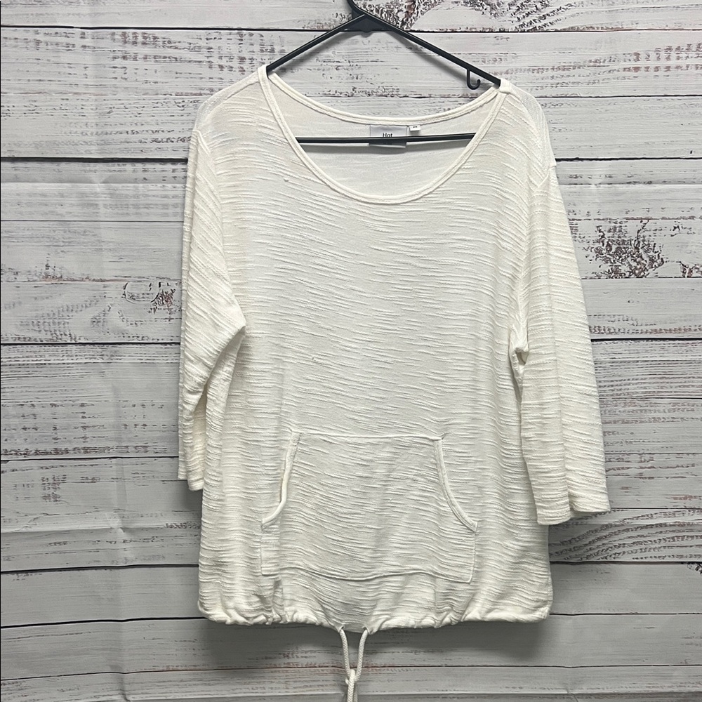 NWOT Hot Cotton Cream Textured Top